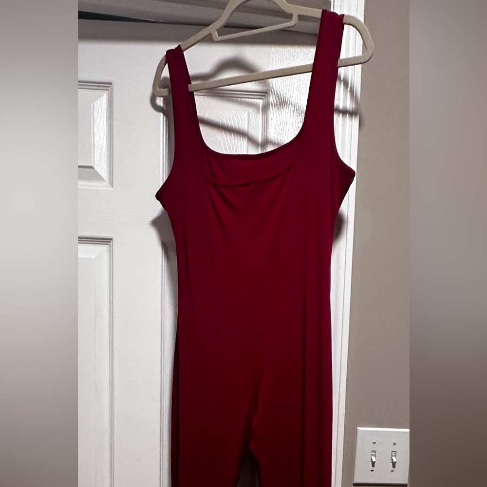 Bold Red Ribbed Body Jumpsuit – Size 2XL
